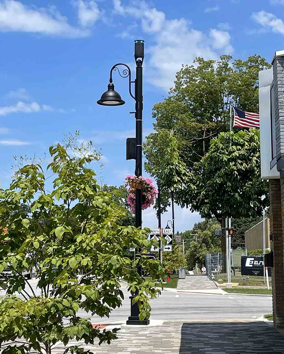 Intellistreets universal camera housing and stealth antennas - Patent Pending